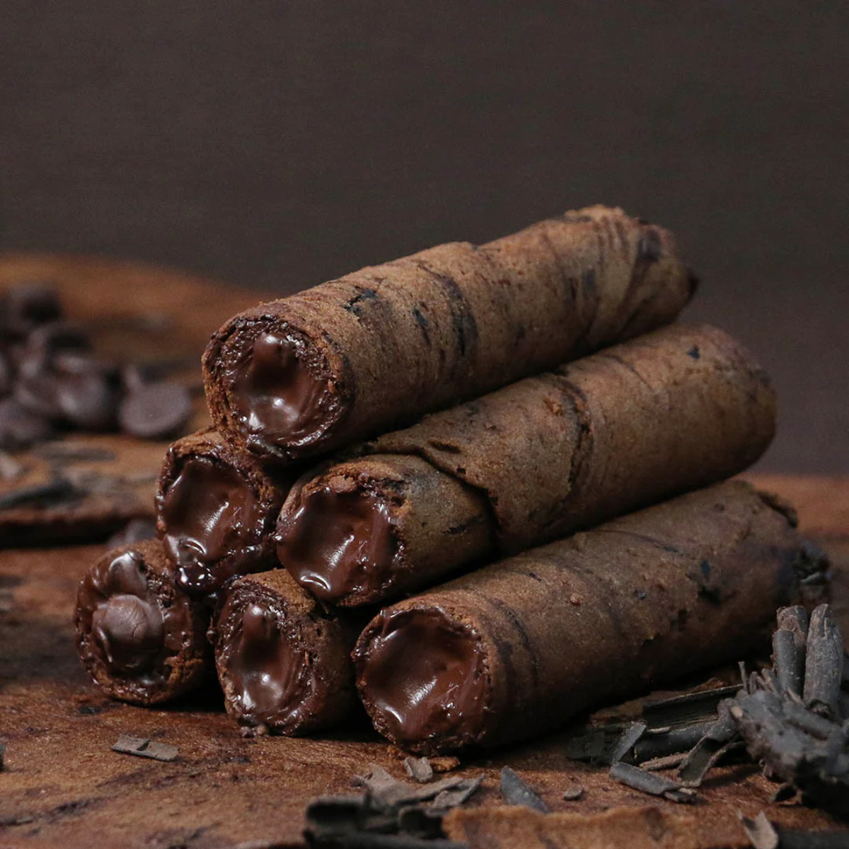 Hiwalk - 70% Dark Chocolate Filled Extra Thick Egg Rolls (8 rolls in a box)
