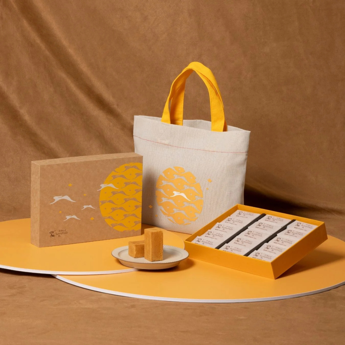 Pineapple Cake Mid-Autumn Gift Set (15pcs) [PREORDER]