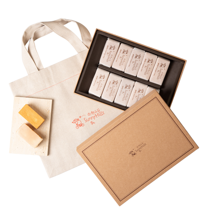 Pineapple Cake + Apple Cake Gift Box