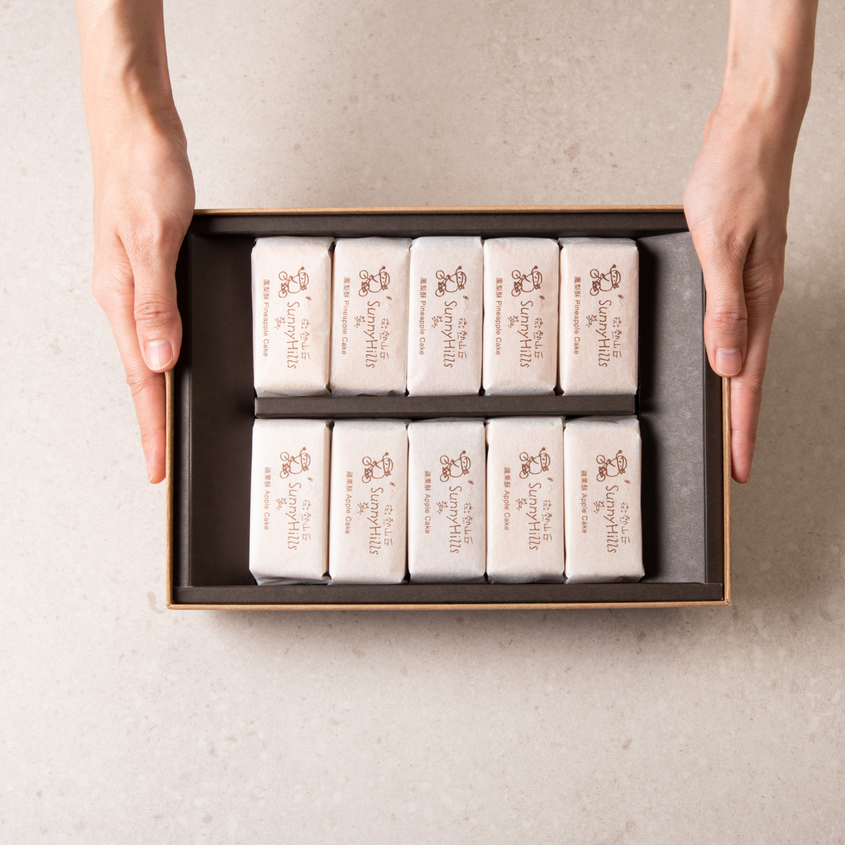 Pineapple Cake + Apple Cake Gift Box